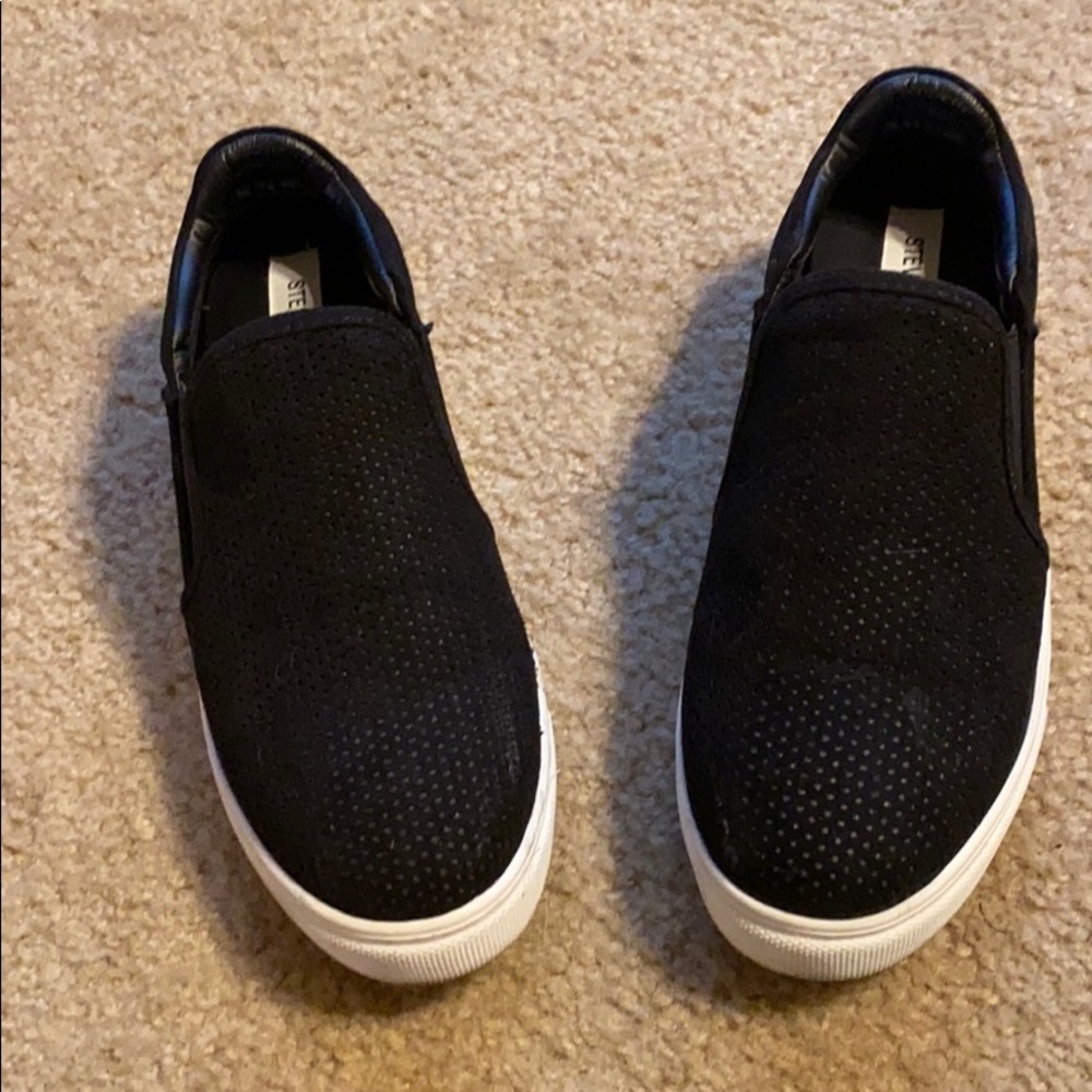 Steve Madden Suede Slip on Shoes black size 7